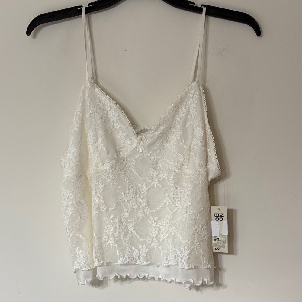 NWT No Boundaries White Lace Tank Top